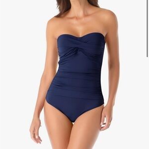 Anne Cole Women's Twist Front Shirred One Piece Swimsuit NWT Size 6